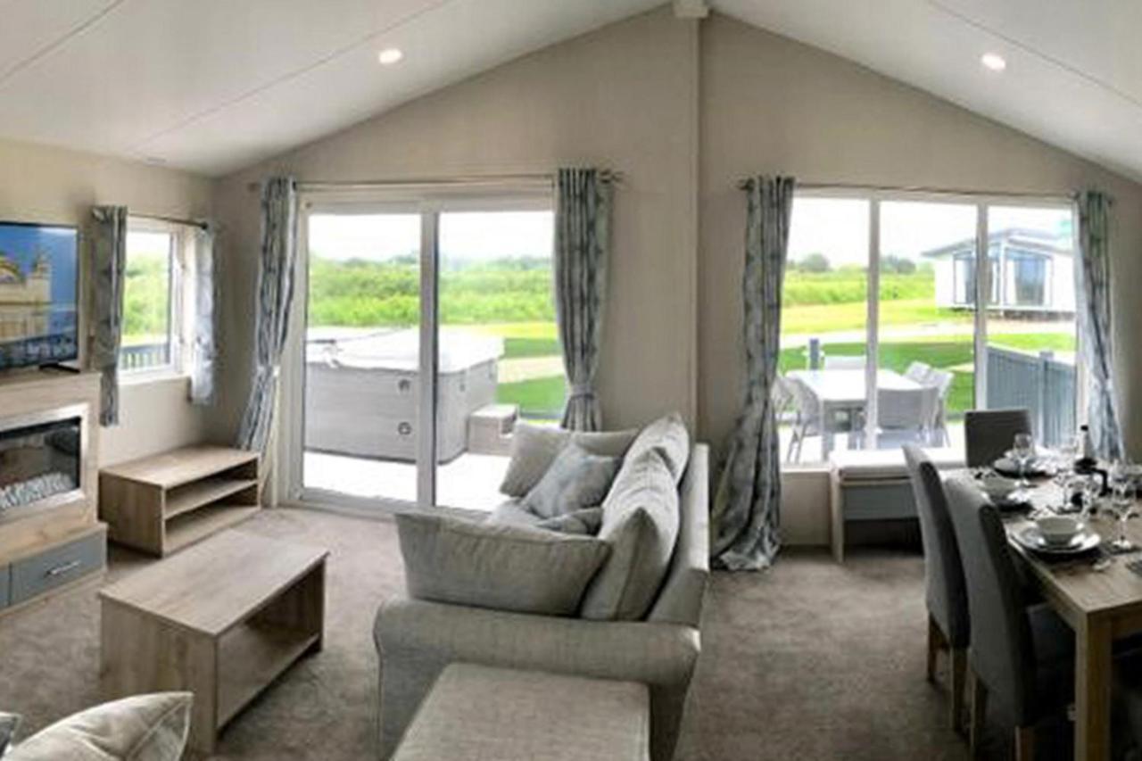 Newperran Holiday Park New Quay Eksteriør bilde